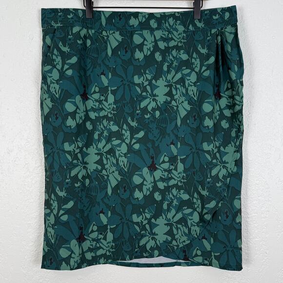 RipSkirt Hawaii Length 3 Pocket Skirt Camo Floral Green Size XXL - Picture 1 of 4